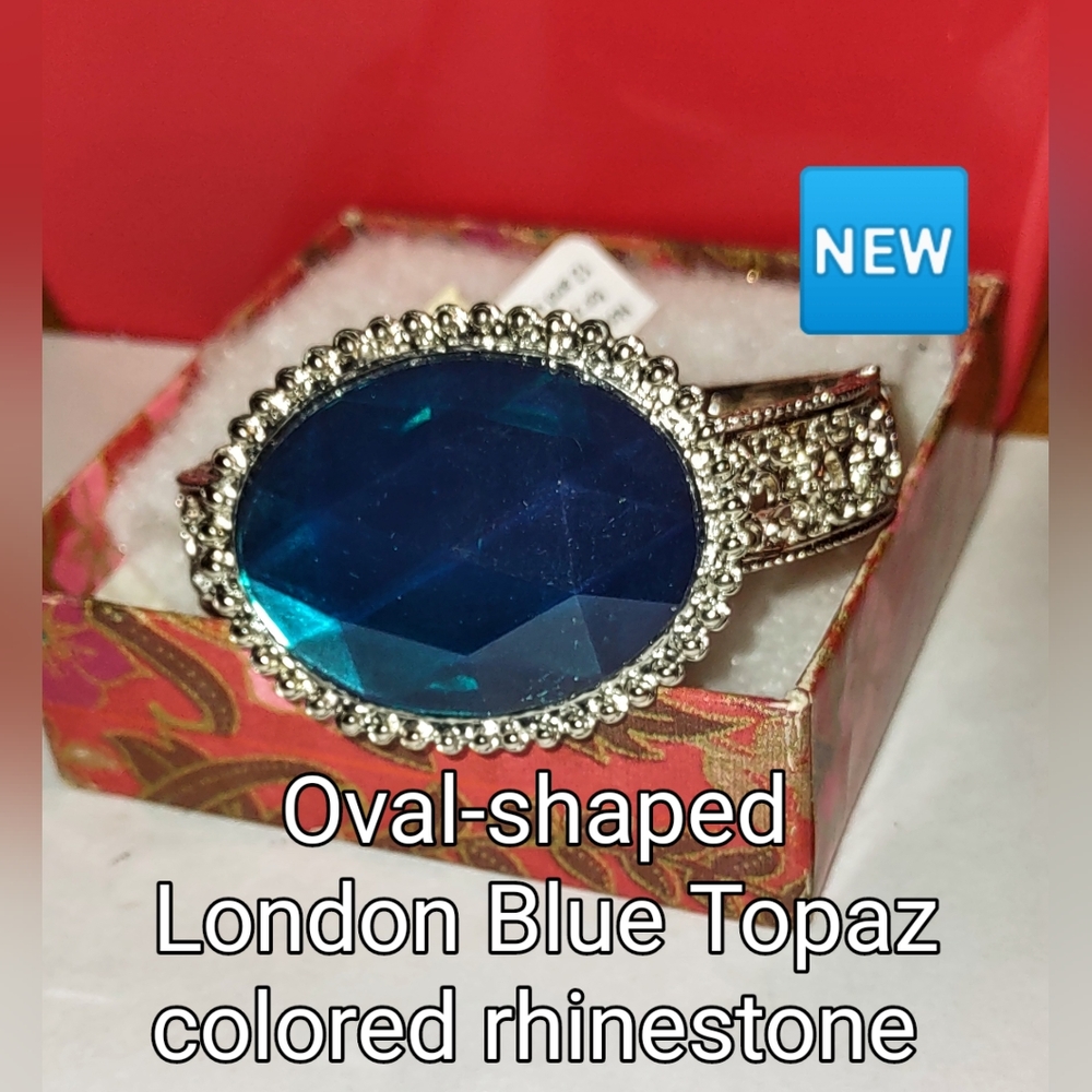 1928 Turquoise Blue Rhinestone Filigree Bangle - Picture 9 of 12
